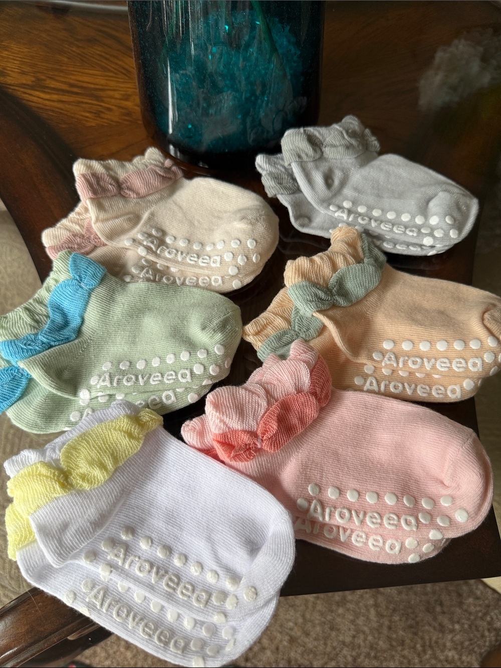 Aroveea Pastel Ruffle Ankle Socks -6 pairs— Pink, Peach, Mint, Cream, Gray, Blue